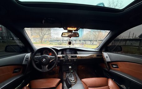 BMW 5 серия, 2004 год, 1 150 000 рублей, 9 фотография