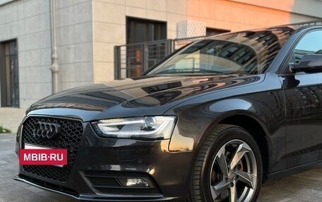 Audi A4, 2012 год, 1 390 000 рублей, 4 фотография