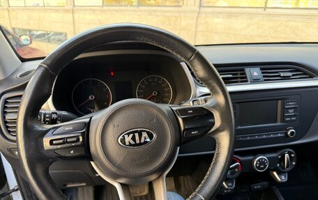 KIA Rio IV, 2021 год, 1 350 000 рублей, 6 фотография