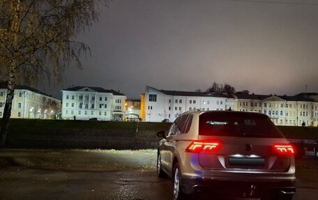 Volkswagen Tiguan II, 2021 год, 3 800 000 рублей, 20 фотография