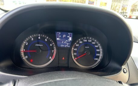 Hyundai Solaris II рестайлинг, 2015 год, 900 000 рублей, 10 фотография