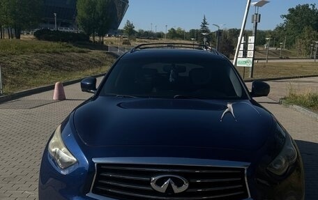 Infiniti FX II, 2011 год, 1 950 000 рублей, 1 фотография