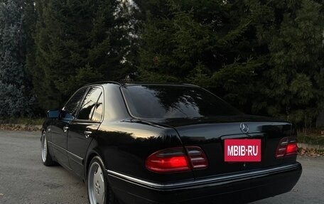 Mercedes-Benz E-Класс, 2000 год, 1 200 000 рублей, 3 фотография