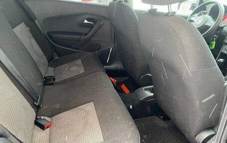 Volkswagen Polo VI (EU Market), 2011 год, 720 000 рублей, 8 фотография