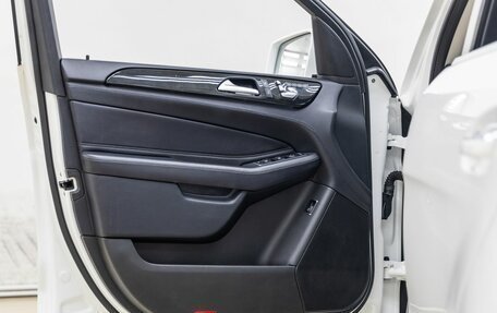 Mercedes-Benz GLE, 2018 год, 3 898 000 рублей, 26 фотография