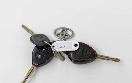 Toyota RAV4, 2011 год, 1 798 000 рублей, 36 фотография