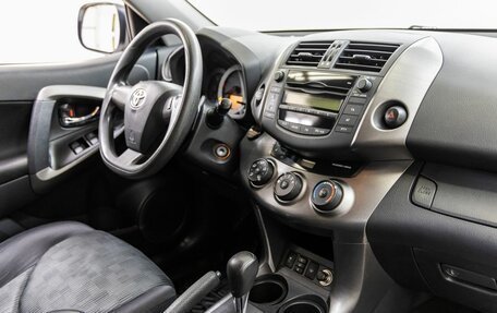 Toyota RAV4, 2011 год, 1 798 000 рублей, 32 фотография