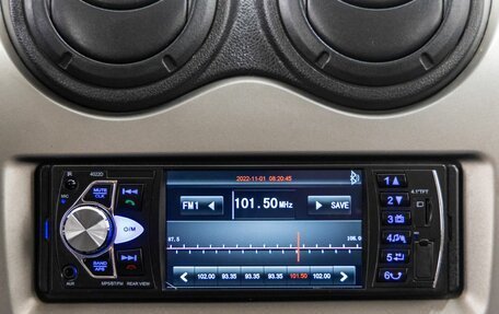 Renault Sandero I, 2011 год, 638 000 рублей, 17 фотография