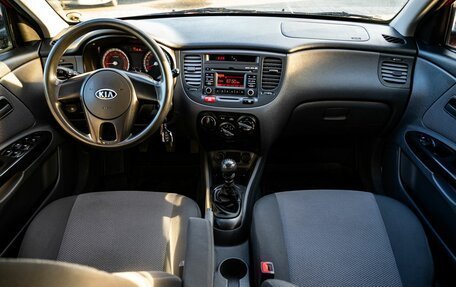 KIA Rio II, 2011 год, 600 000 рублей, 14 фотография