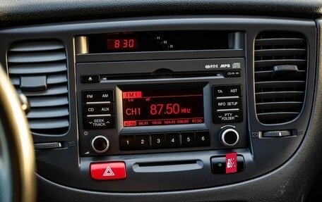 KIA Rio II, 2011 год, 600 000 рублей, 17 фотография