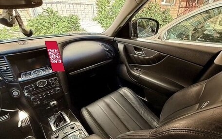 Infiniti FX II, 2011 год, 1 950 000 рублей, 8 фотография