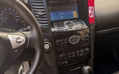 Infiniti FX II, 2011 год, 1 950 000 рублей, 6 фотография