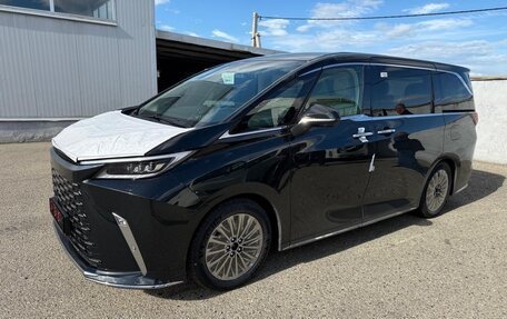 Lexus LM, 2025 год, 18 000 000 рублей, 4 фотография