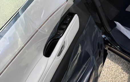 Lexus LM, 2025 год, 18 000 000 рублей, 8 фотография