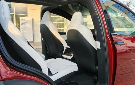 Tesla Model X I, 2024 год, 13 000 000 рублей, 25 фотография