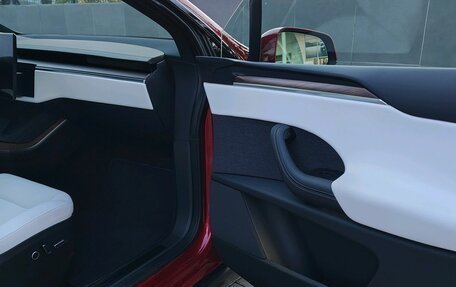 Tesla Model X I, 2024 год, 13 000 000 рублей, 28 фотография