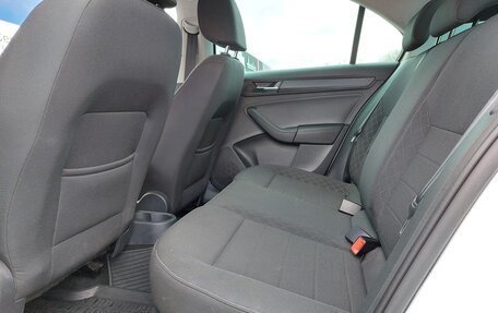 Skoda Rapid II, 2022 год, 1 700 000 рублей, 22 фотография