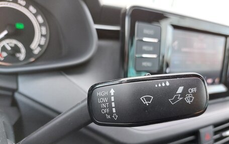 Skoda Rapid II, 2022 год, 1 700 000 рублей, 29 фотография