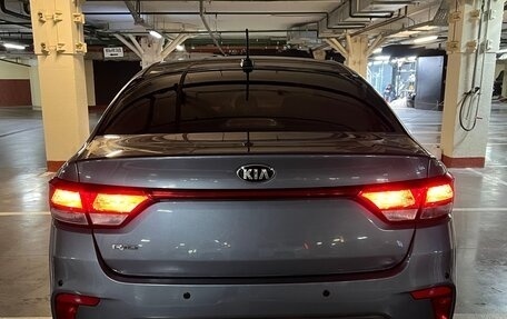 KIA Rio IV, 2018 год, 1 200 000 рублей, 2 фотография