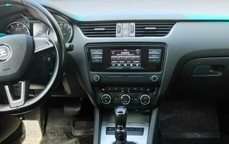 Skoda Octavia, 2015 год, 1 100 000 рублей, 12 фотография