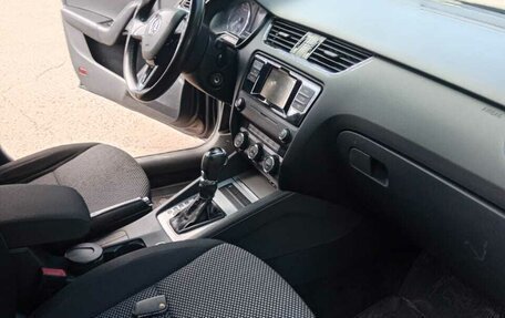 Skoda Octavia, 2015 год, 1 100 000 рублей, 10 фотография