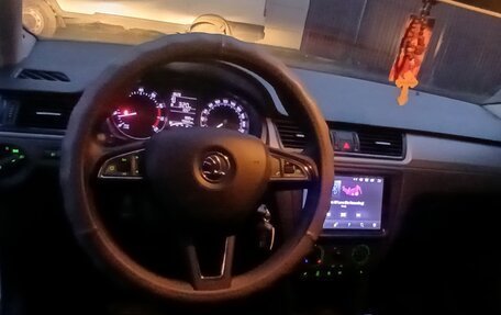 Skoda Rapid I, 2016 год, 1 250 000 рублей, 4 фотография