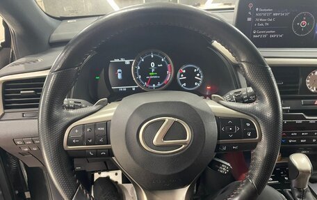 Lexus RX IV рестайлинг, 2019 год, 5 700 000 рублей, 4 фотография