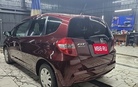 Honda Fit III, 2012 год, 830 000 рублей, 8 фотография