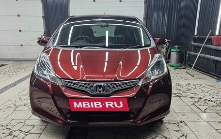 Honda Fit III, 2012 год, 830 000 рублей, 13 фотография