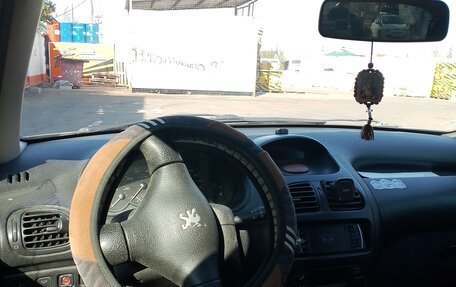 Peugeot 206, 2001 год, 200 000 рублей, 4 фотография