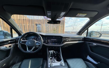 Volkswagen Touareg III, 2020 год, 5 000 000 рублей, 12 фотография