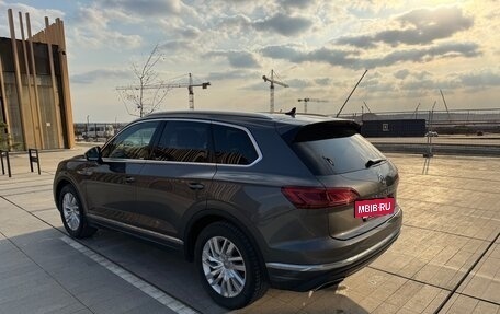 Volkswagen Touareg III, 2020 год, 5 000 000 рублей, 9 фотография