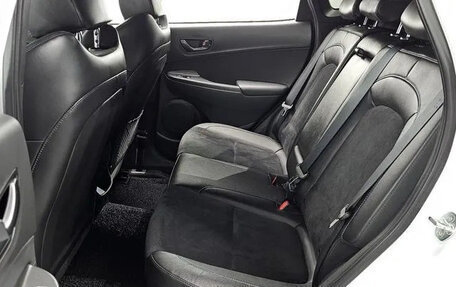 Hyundai Kona I, 2022 год, 2 150 000 рублей, 12 фотография