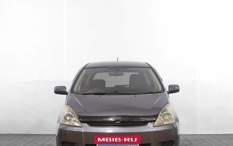 Toyota Wish II, 2003 год, 749 000 рублей, 2 фотография