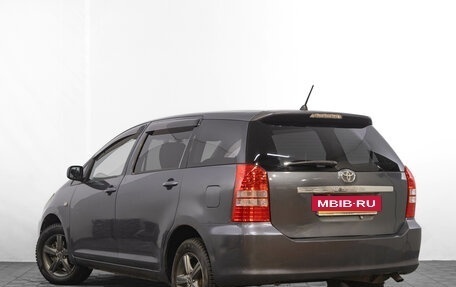 Toyota Wish II, 2003 год, 749 000 рублей, 7 фотография