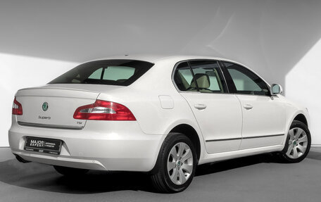 Skoda Superb III рестайлинг, 2012 год, 1 195 000 рублей, 5 фотография