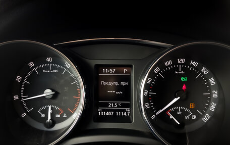 Skoda Superb III рестайлинг, 2012 год, 1 195 000 рублей, 13 фотография