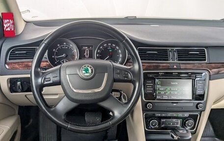 Skoda Superb III рестайлинг, 2012 год, 1 195 000 рублей, 22 фотография