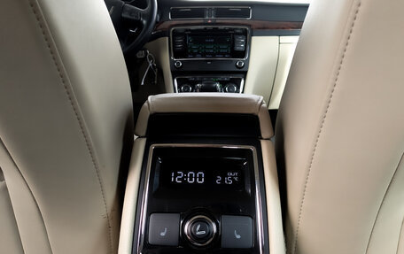 Skoda Superb III рестайлинг, 2012 год, 1 195 000 рублей, 28 фотография