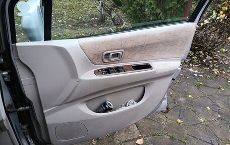 Nissan Liberty, 2001 год, 500 000 рублей, 14 фотография