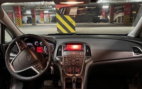 Opel Astra J, 2013 год, 890 000 рублей, 4 фотография