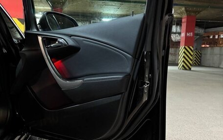 Opel Astra J, 2013 год, 890 000 рублей, 11 фотография