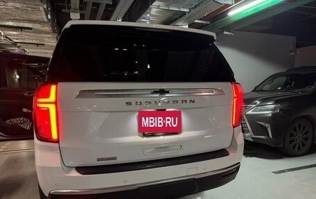 Chevrolet Suburban, 2021 год, 9 500 000 рублей, 3 фотография