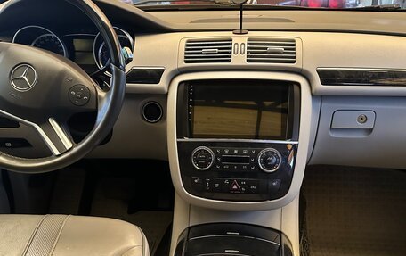 Mercedes-Benz R-Класс, 2011 год, 1 500 000 рублей, 3 фотография