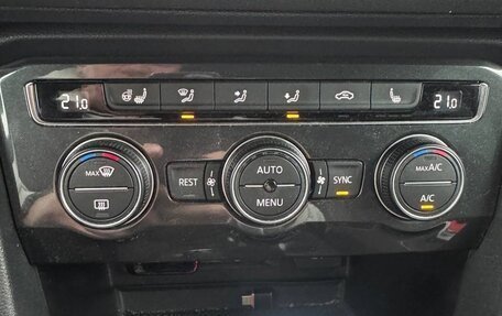 Volkswagen Tiguan II, 2019 год, 2 450 000 рублей, 12 фотография