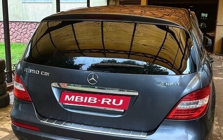 Mercedes-Benz R-Класс, 2011 год, 1 500 000 рублей, 17 фотография