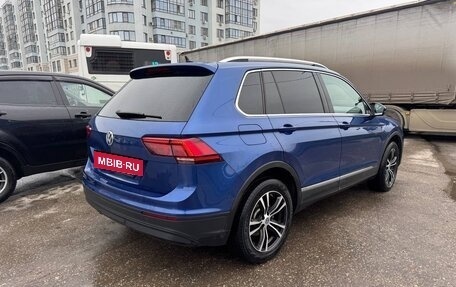 Volkswagen Tiguan II, 2019 год, 2 450 000 рублей, 4 фотография