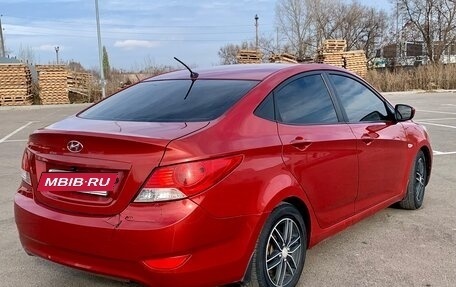 Hyundai Solaris II рестайлинг, 2011 год, 900 000 рублей, 7 фотография