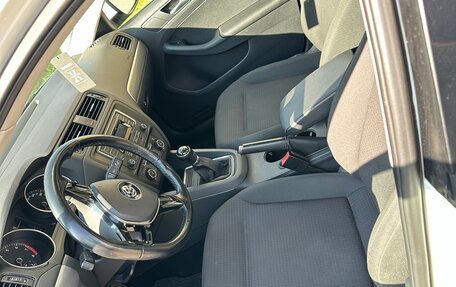 Volkswagen Jetta VI, 2016 год, 1 050 000 рублей, 15 фотография