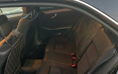 Mercedes-Benz E-Класс, 2013 год, 2 000 000 рублей, 14 фотография